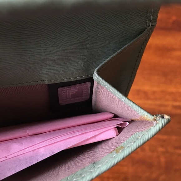 Authentic leather Fendi wallet - Picture 5 of 6